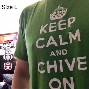Chive T-Shirt slogan: Keep Calm & Carry On-